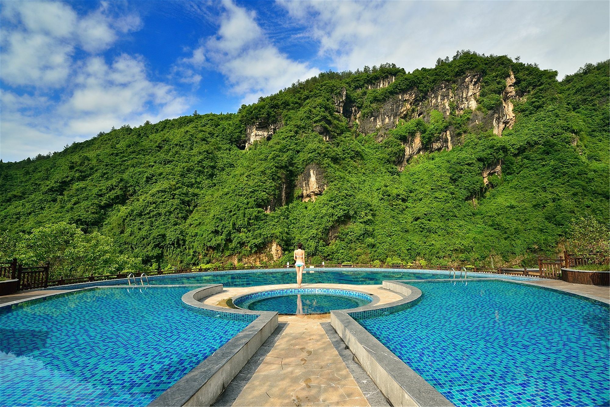 Harmona Resort & Spa Zhangjiajie Extérieur photo